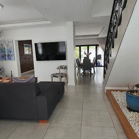 Villa Parisienne Modern Guest House Cape Town Exterior photo