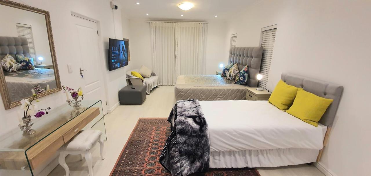 Villa Parisienne Modern Guest House Cape Town Exterior photo